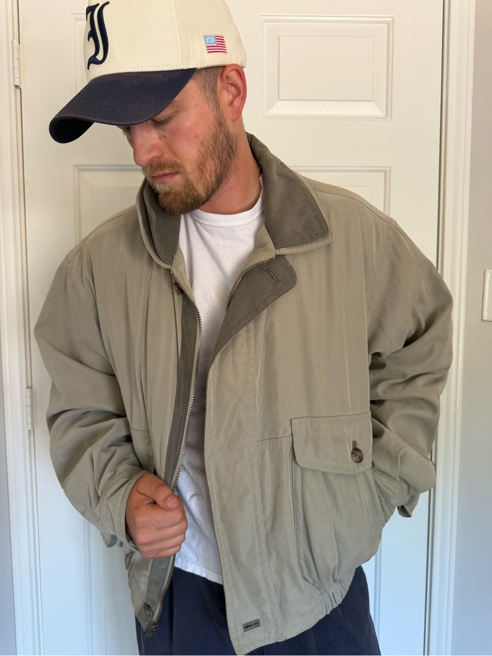Roundtree & Yorke Outdoors Khaki Bomber Jacket 🌲